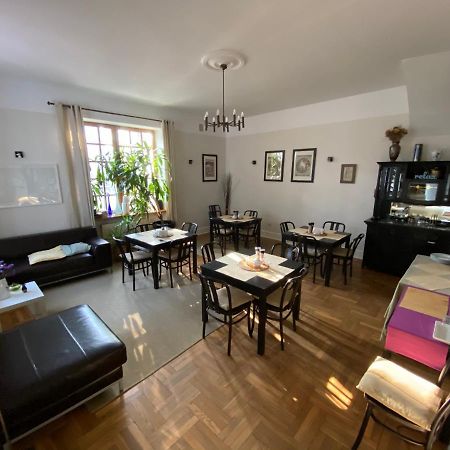 Krzysin Hotel Podkowa Lesna Bagian luar foto